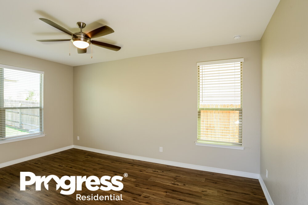 Building Photo - 8208 Victory Cove