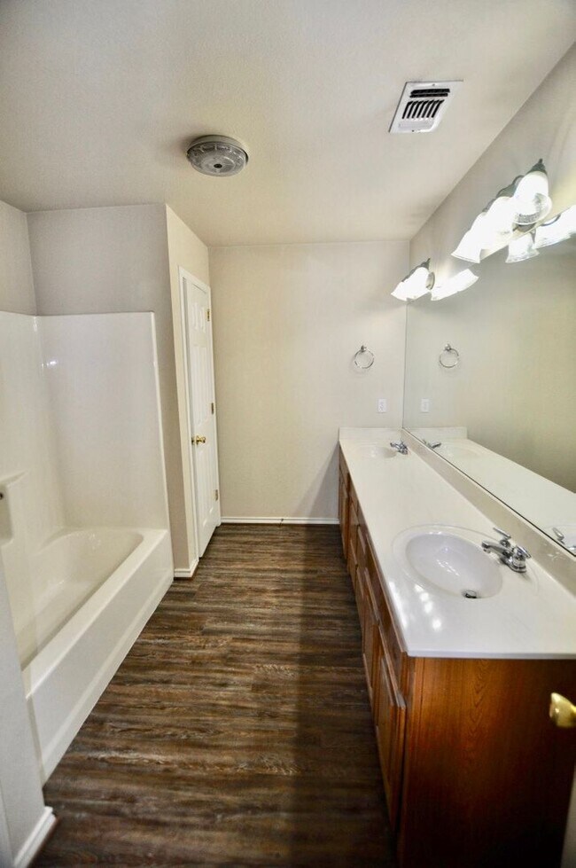 Building Photo - FOR LEASE! Nice 3 BR – 2 BA – 2 Car Garage – Brick Home in Chimney Rock Estates - Great Location!...