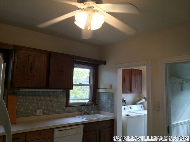 Building Photo - 41 Belknap St