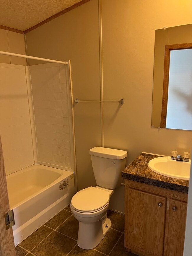 Building Photo - 3 bedroom 2 bathroom Modular Home in Babco...