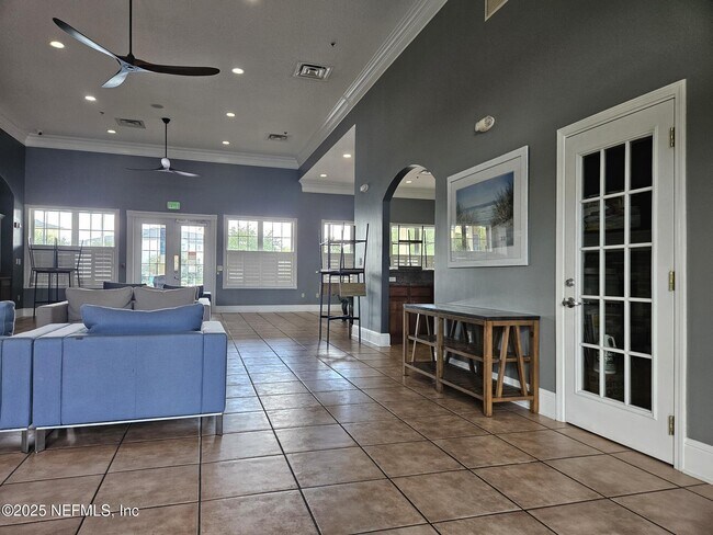 Building Photo - 8235 Lobster Bay Ct