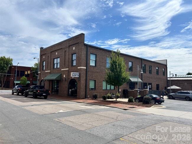 Building Photo - 201 E Innes St