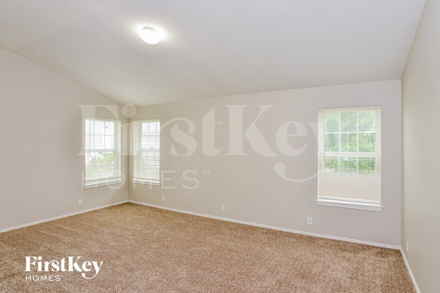 Building Photo - 13701 Laramie Hill