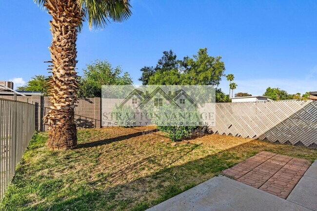 Building Photo - 7428 E Carol Cir