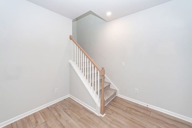 Building Photo - 4 Bedroom, 2.5 Bathroom Home in Cane Bay Plantation - Summerville