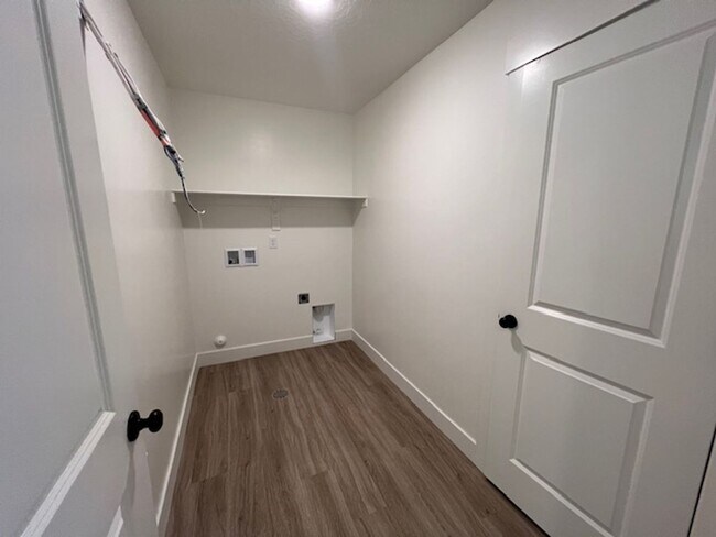 Building Photo - BRAND NEW South Desert Townhome with EVSE Outlet