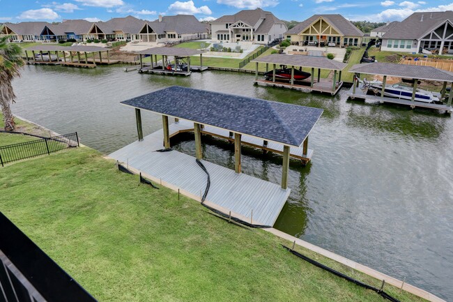 Building Photo - 502 Amalfi Dr