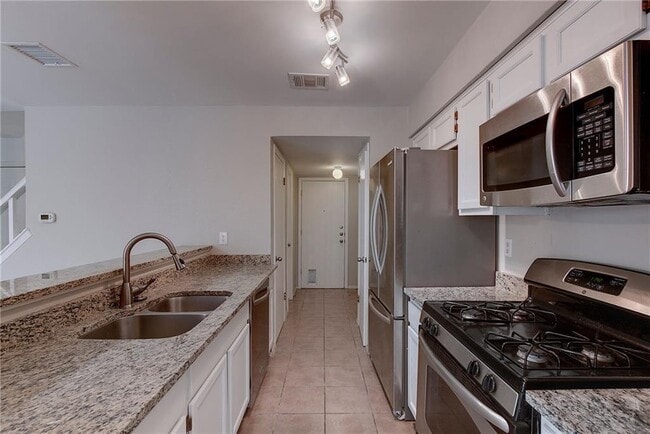 Building Photo - 12216 Tyson Cove