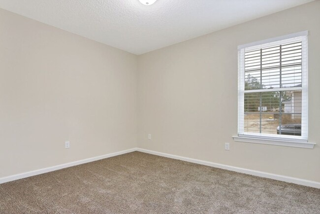 Building Photo - 3bd 2ba HOME FOR RENT!