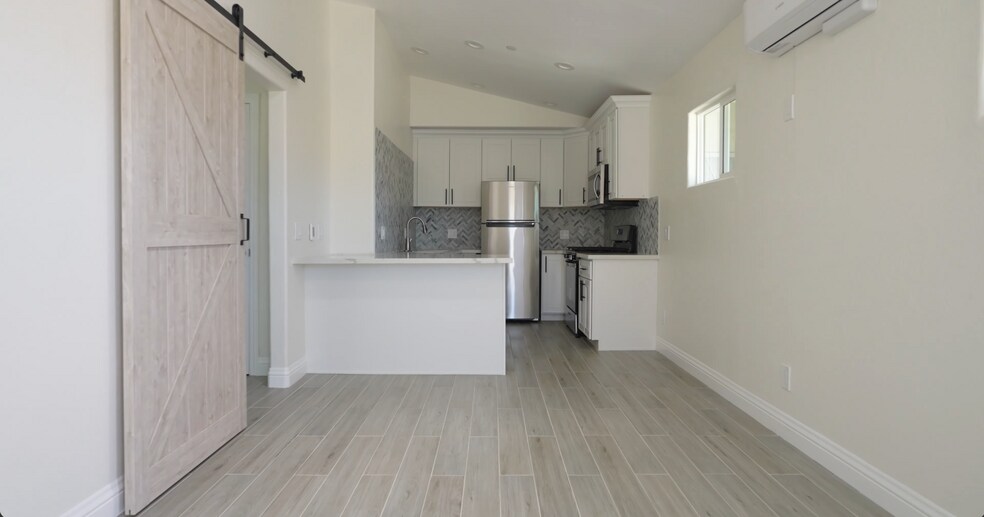Building Photo - 1224 Seaport Dr