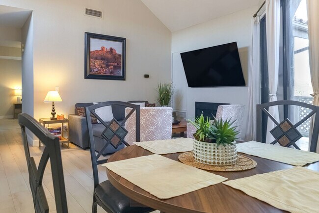 Building Photo - 1001 North Pasadena-SI FL1-ID1545705P