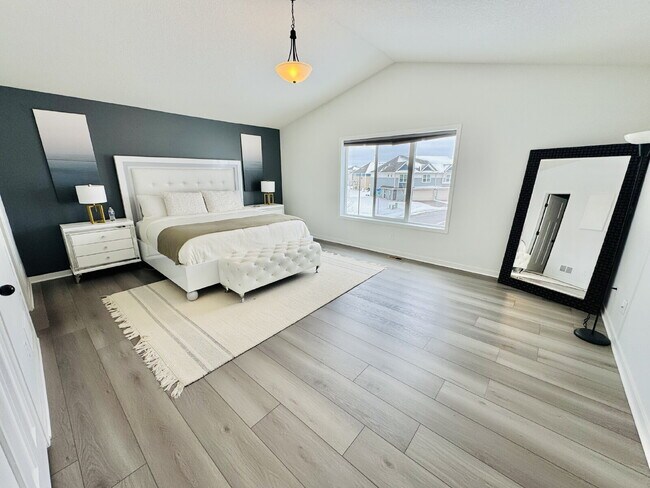 Building Photo - Newer Development Home Spacious 4-Bedroom 3 Bathroom Single Family Home with Finished Basement in...