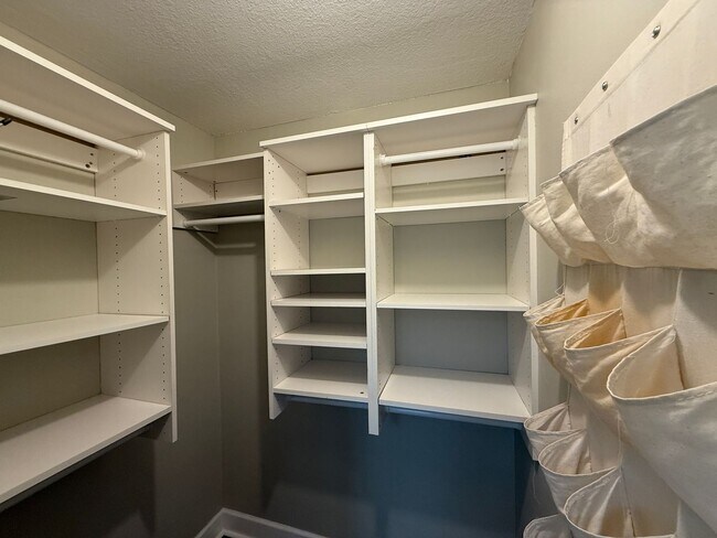 Building Photo - Charming 2-Bed, 2-Bath Home in The Reserve at the Crossings – Lake Mary Living at Its Best!