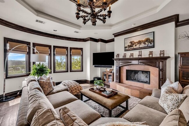 Building Photo - 1710 Mt Larson Rd