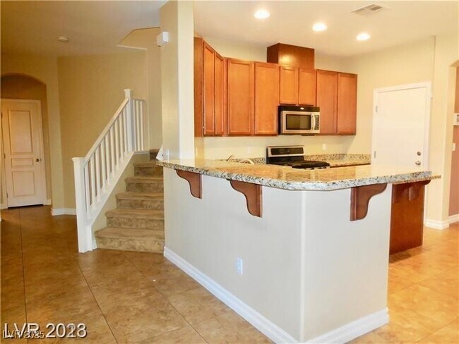Building Photo - 6480 Trautman Ct