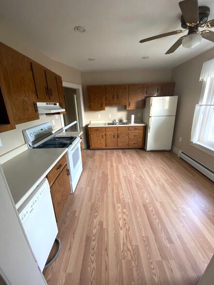 Kitchen - 506 Washington St