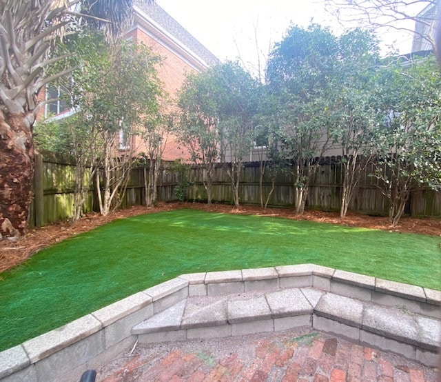 Building Photo - 404 St James St