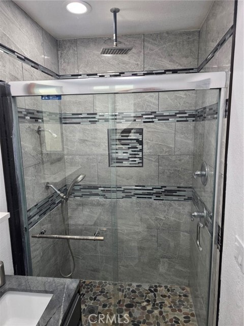 Building Photo - 917 Helmsdale Ave