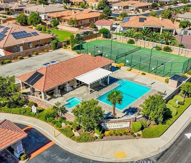Building Photo - STUNNING STONEBROOK ESTATES HOME