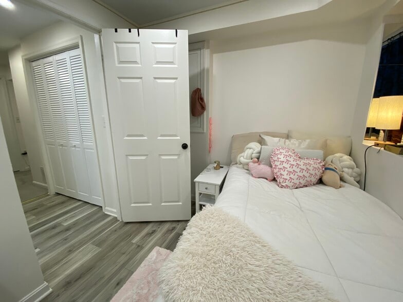 Unit # 6 - 1327 Belmont St NW
