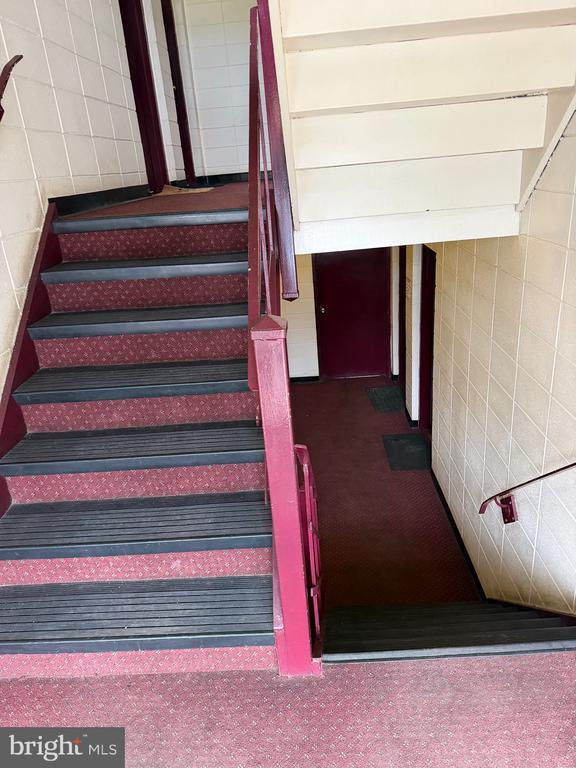 Building Photo - 5215 Newton St