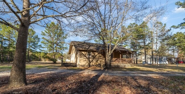 Building Photo - 2407 County Rd 2235