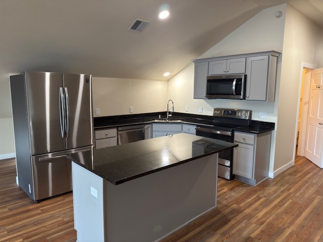 Building Photo - 635 Riverfront Dr