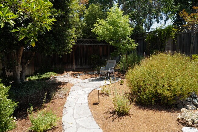 Building Photo - 21590 Fitzgerald Dr