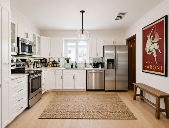 Building Photo - 1212 Aguila Ave