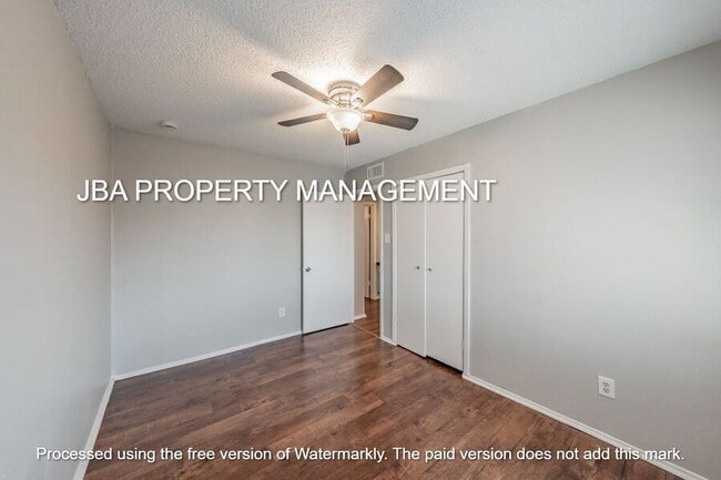 Building Photo - 1755 Farleigh Ct