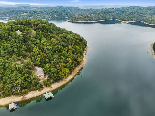 Building Photo - 814 County Rd 1524