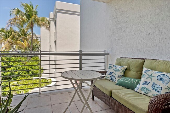 Building Photo - 110 Washington Ave