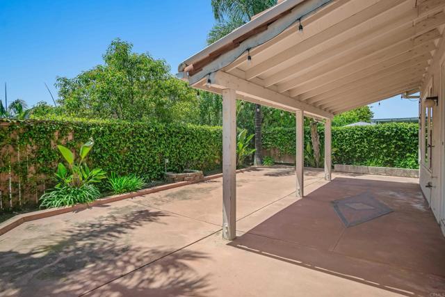 Building Photo - 2480 Bear Rock Glen