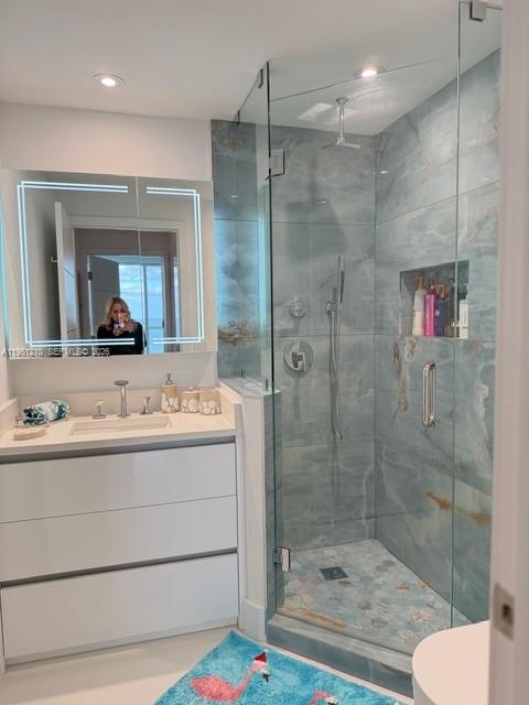 Building Photo - 6365 Collins Ave