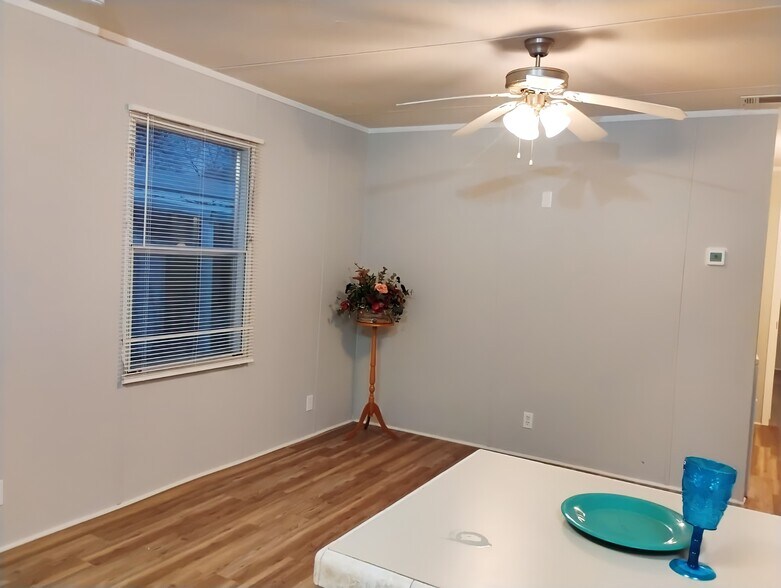 Building Photo - 110 N Michigan St