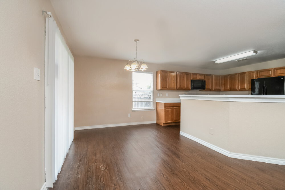 Building Photo - 5328 Nueces Ln