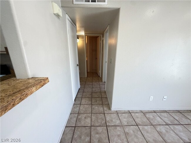 Building Photo - 3085 Casey Dr