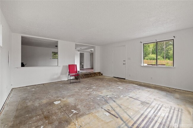Building Photo - 12413 Canyon Rd E