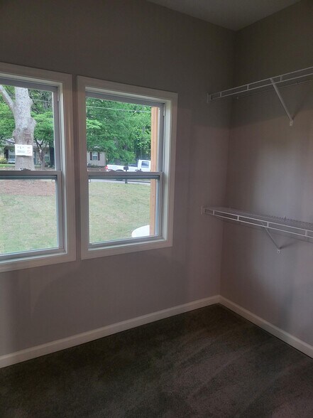 Building Photo - 48 Burnt Creek Ct SW