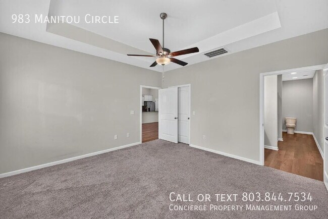 Building Photo - 983 Manitou Cir