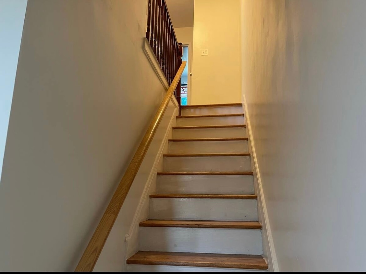 Stairs - 8020 Grand Central Pky
