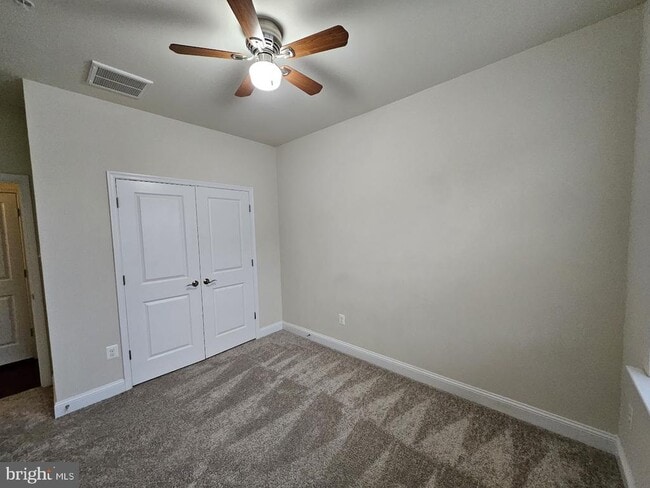 Building Photo - 6041 Maple Hill Rd