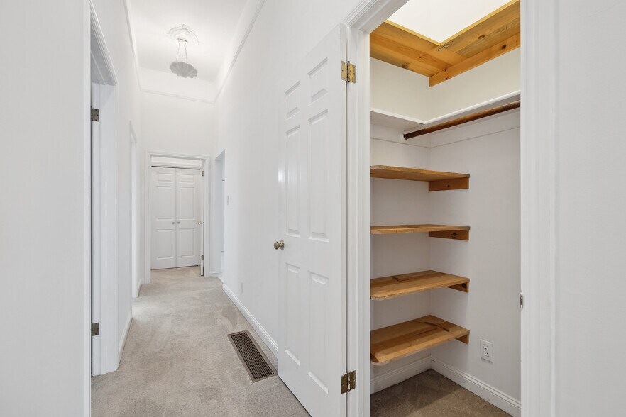 Building Photo - 1406 Post St