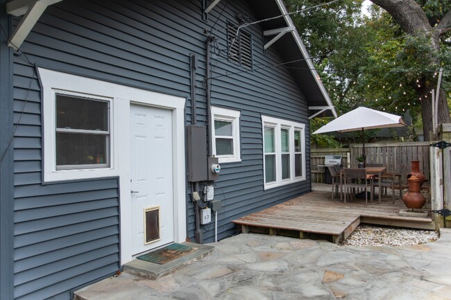 Building Photo - 1412 S St Louis Ave