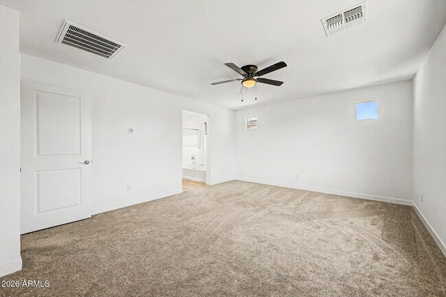 Building Photo - 17057 W Molly Ln