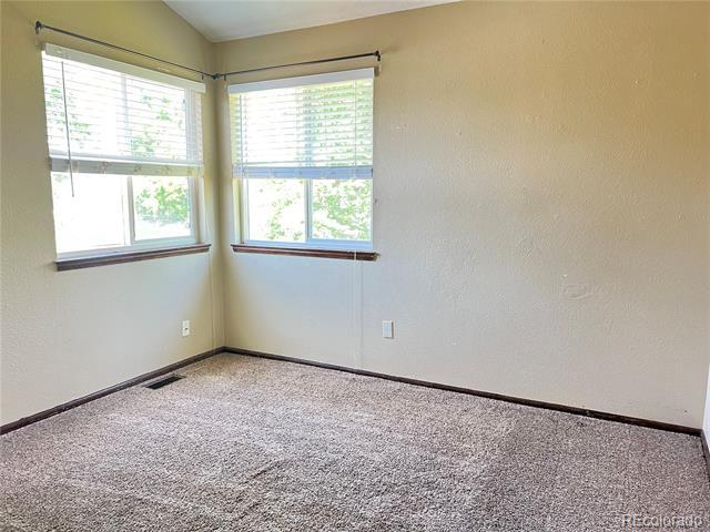 Building Photo - 4954 S Evanston St