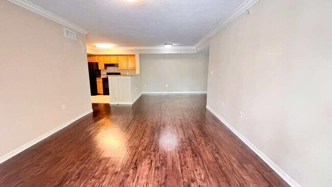 Building Photo - 15155 Michelangelo Blvd