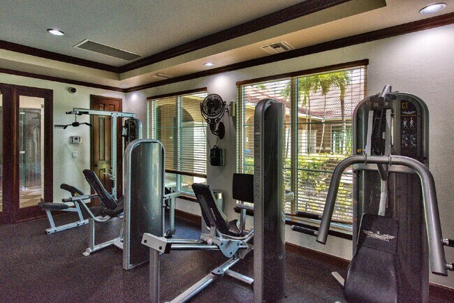 Building Photo - Furnished condo at Reserve of Naples