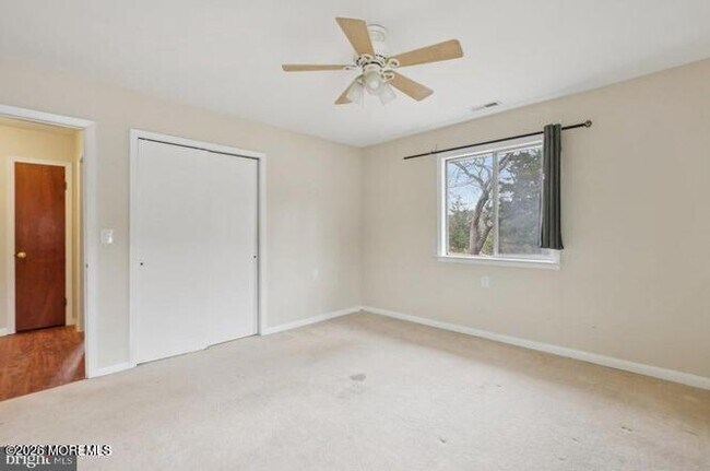 Building Photo - 192 Charlotteville Dr S