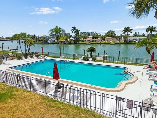 Building Photo - 505 Plaza Seville Ct
